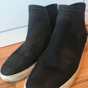 Kenneth Cole Black high-top loafers